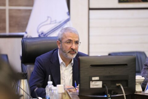 بحران اقتصادی کشور و چالشهای پیش روی مدیریت شهری/تاکید شهردار بر تلاش مضاعف مدیران شورای برنامه ریزی