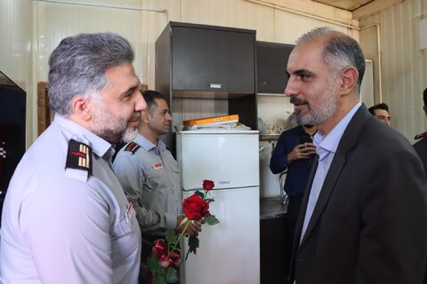 رئیس کمیسیون سلامت، محیط زیست و خدمات شهری با آتشنشانان دیدار کرد دیدار با آتش نشانان