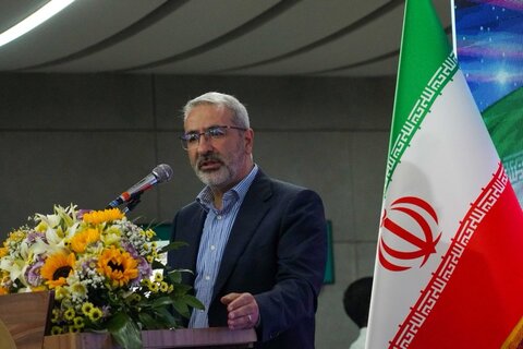 کارمند «امضای پای نامهها» نیست، معمارِ اعتماد مردم به شهر است مهردادکیانی