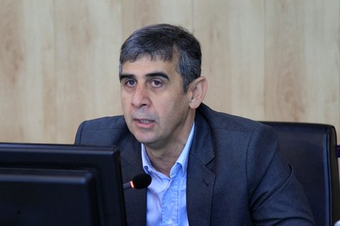 رحیم خستو- رییس کمیسیون هنر وارتباطات وسخنگوی شورا