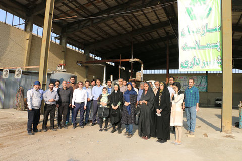 بازدید جمعی از اعضاء بنیاد نخبگان استان البرز از مرکز حلقه دره