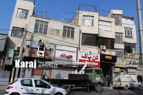 ۶۵ تابلوی غیرمجاز در منطقه هفت جمعآوری شد جمع آوری تابلوی غیرمجاز - کراپشده