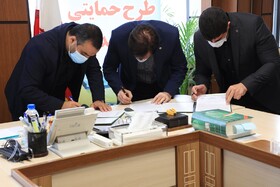 شهرداری کرج برای حمایت از تاکسی‌داران تفاهمنامه امضا کرد