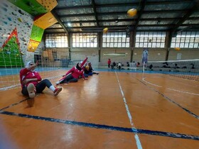 چالش تکنیک سرویس والیبال نشسته بانوان استان البرز برگزار شد