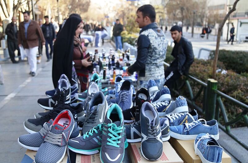 شرایط اقتصادی نابسامان سد معبر می‌آفریند