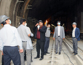 بازدید مدیران ارشد و کارشناسان ویژه شرکت بهره برداری مترو تهران از قطار شهری کرج