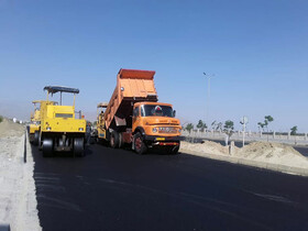 اجرای عملیات روکش آسفالت کنارگذر مهرشهر به مساحت 3 هزار مترمربع