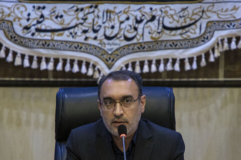 ضرورت آمادگی مناطق دهگانه برای استقبال از ماه  مدرسه/ حوزه خدمات شهری خط مقدم خدمات شهرداری است نشست برسی وضعیت خدمات شهری وفضای سبز  مناطق ده گانه