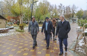 بازدید شهردار کرج از باغ گل‌ها / پایان عملیات کاشت ۲۰۰ هزار پیاز لاله