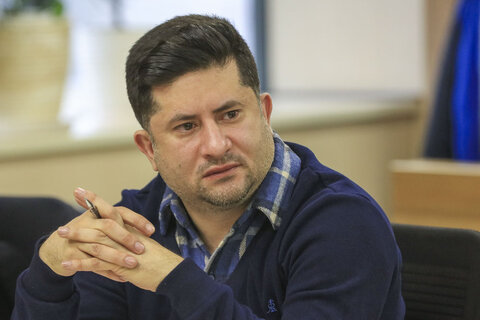 وصول معوقات نوسازی و پسماند مناطق ۶ و ۷ شهرداری کرج به کارگزار درآمدی واگذار شد علی سلطانی مقدم