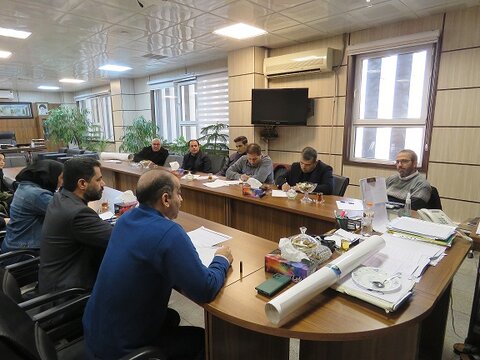 بودجه درآمدی منطقه ۵ کرج بررسی شد/ ارائه راهکارهای توانمندسازی افزایش جذب درآمد بررسی بودجه درآمدی منطقه 5