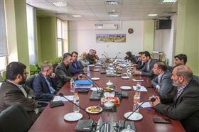 طرح پایش و ساماندهی تابلوهای تبلیغاتی سطح شهر بررسی شد جلسه پایش تابلوهای تبلیغاتی