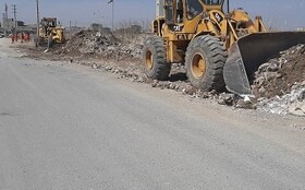 نخاله‌های ساختمانی «خیابان چنار» در منطقه ۳ کرج جمع‌آوری شد