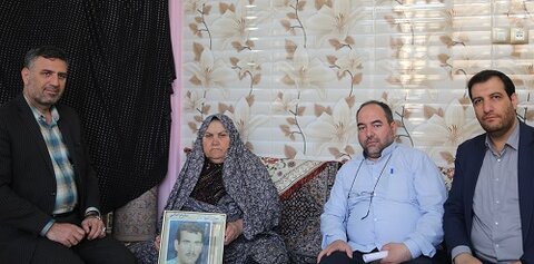 دیدار از خانواده شهید محرم اجاقی