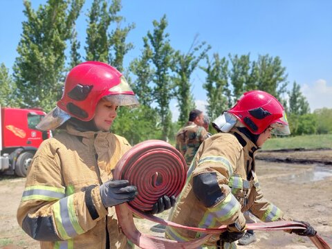 برگزاری مانور عملیاتی اطفاء حریق مراتع و جنگلها مانور آتش نشانی