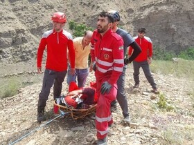 فرد مصدوم در عمق ۲۰۰ متری نجات یافت