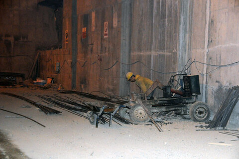 خط دو قطار شهری کرج به خط پنج مترو تهران-کرج متصل میشود ایستگاه پل فردیس(شهیدسلطانی) خط 2 قطار شهری کرج