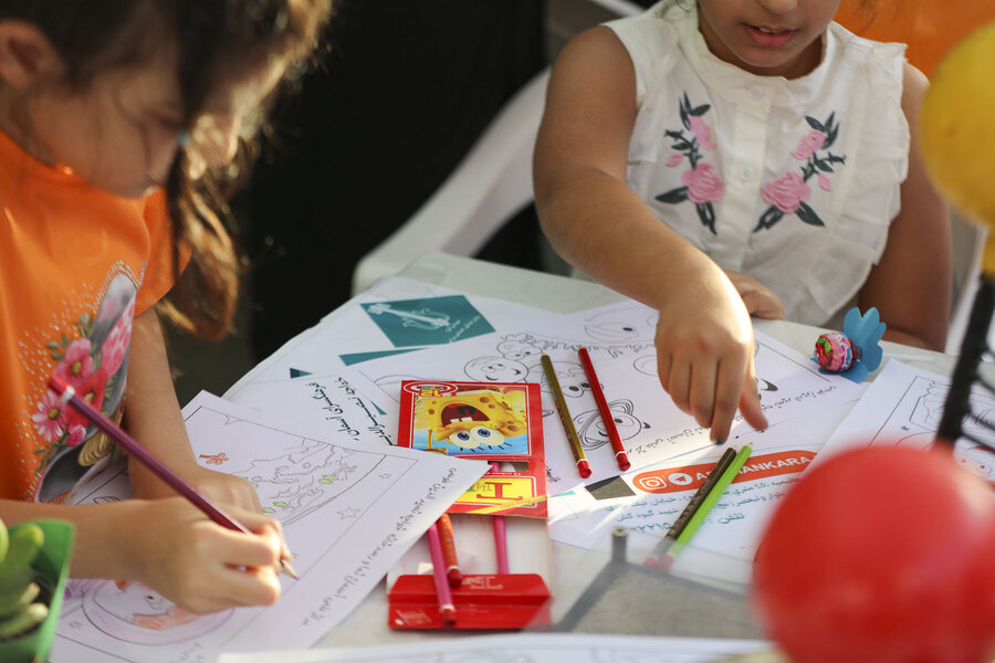 ایستگاه صلواتی و فرهنگی پایگاه شهید سلطانی و حضرت زینب(س) برپا شد