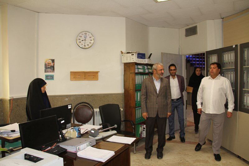 بازدید سرزده شهردار کرج از سازمان آرامستان ها/ لزوم تملک اراضی اطراف جهت گسترش بهشت سکینه(س)