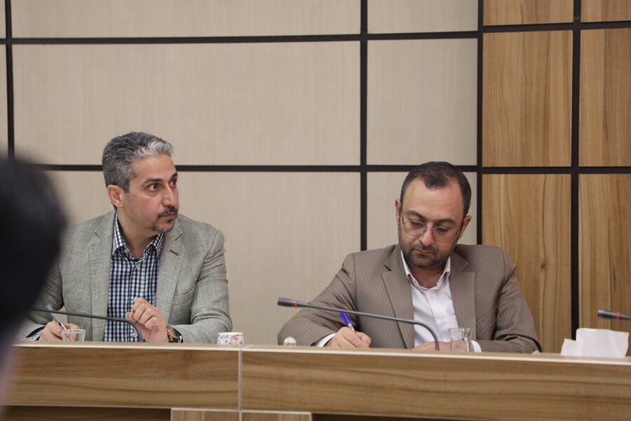 جلسه بررسی تجمیع بیمه تکمیلی کارکنان شهرداری کرج برگزار شد