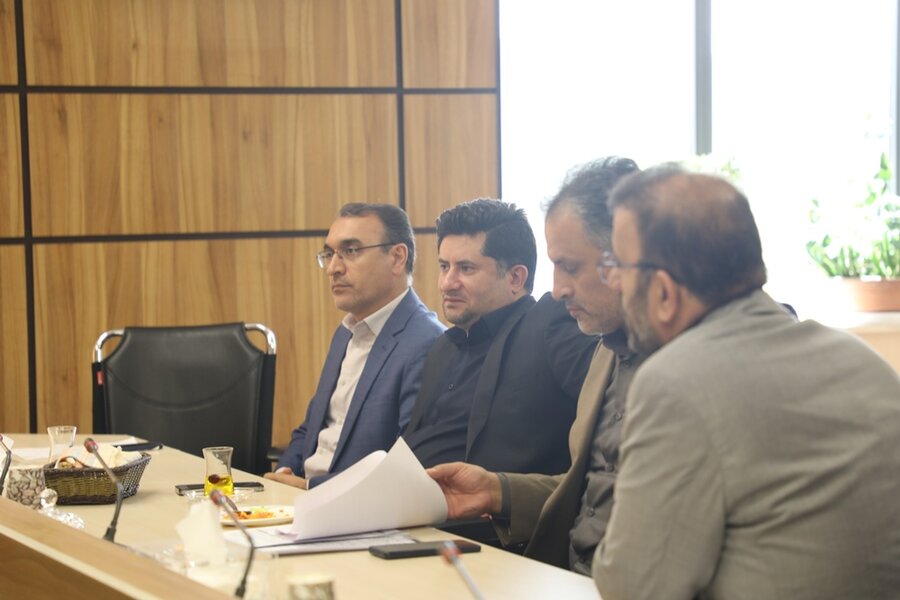 جلسه بررسی تجمیع بیمه تکمیلی کارکنان شهرداری کرج برگزار شد