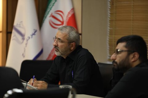 ضرورت بکارگیری پیمانکاران منصف و متعهد در حوزه خدمات شهری جلسه شهردار