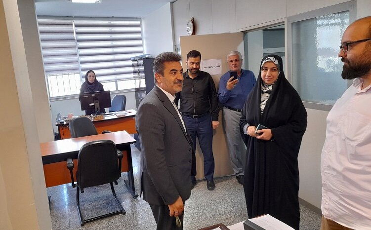 بازدید فرماندار ویژه کرج از سازمان ساماندهی مشاغل شهری و فرآوردههای کشاورزی