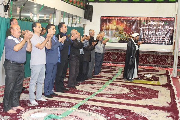 دیدار مردمی سرپرست منطقه ۳ با شهروندان در مسجد صاحب الزمان (عج)