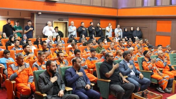 بدرقه پاکبانان شهرداری کرج به راهپیمایی اربعین حسینی