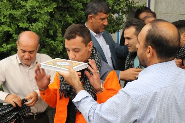 بدرقه پاکبانان شهرداری کرج به راهپیمایی اربعین حسینی