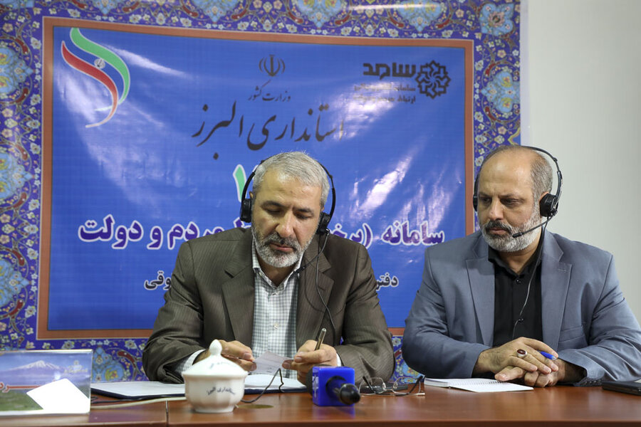 شهردار کرج صحبتهای شهروندان را شنید