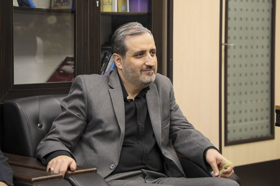 شهردار کرج صحبتهای شهروندان را شنید