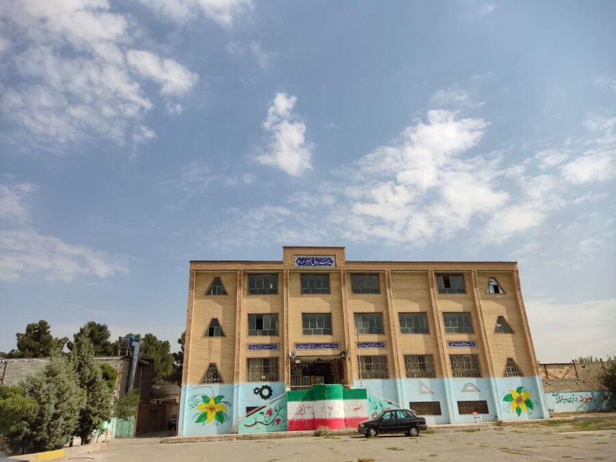 بازدید از بازسازی دبستان حضرت رسول اکرم (ص)