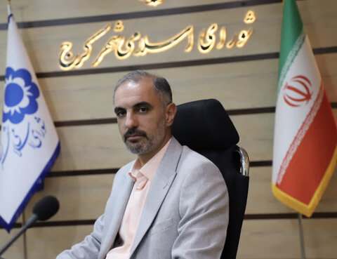 فعالیت قطار شهری مشکل ترافیک سنگین در هسته مرکزی شهر را به حداقل می رساند اعتصامی