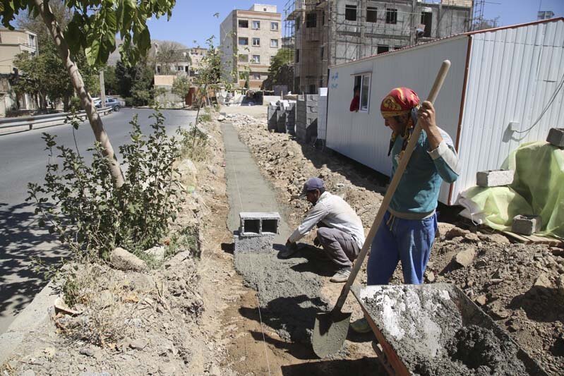 شتابدهی فرایند و اجرای ۱۷ پروژه عمرانی توسعه فضای سبز به صورت همزمان