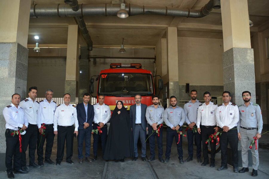 حضور اعضای شورای اسلامی شهر کرج در ایستگاه‌های آتش‌نشانی