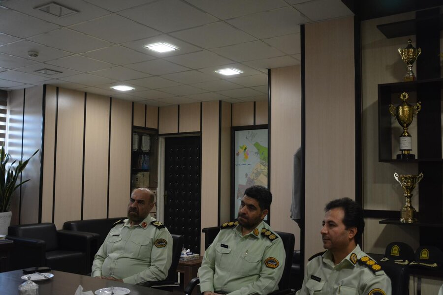 دیدار حافظان امنیت با رئیس آتش نشانی کرج