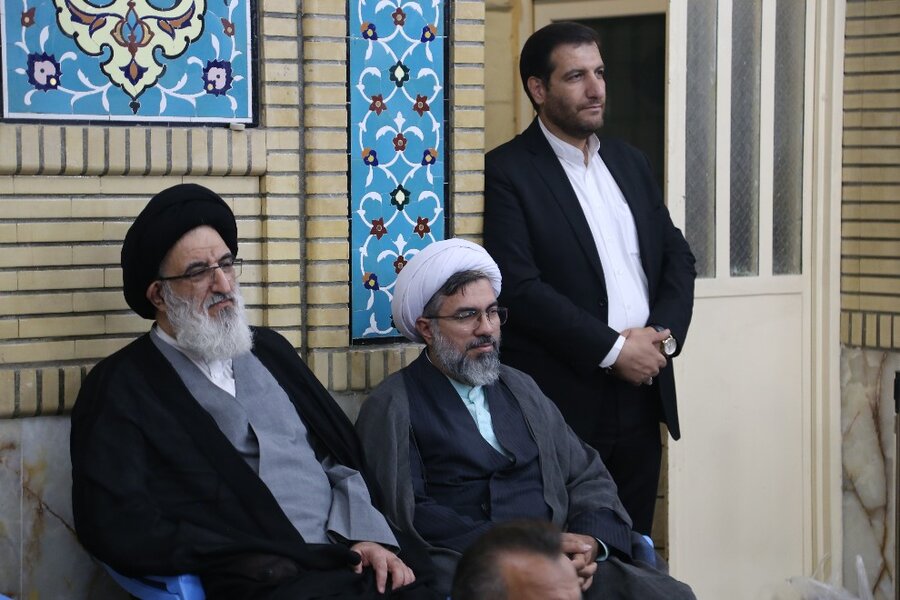 برگزاری محفل قرآن کریم در آستان امامزاده حسن(ع) کرج