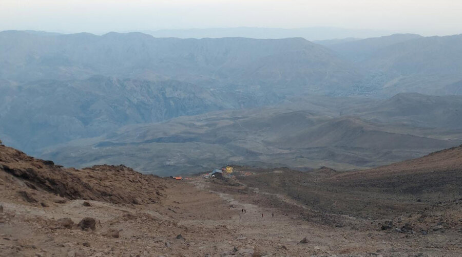 صعود کوهنوردان سازمان فاوا شهرداری کرج به بام ایران