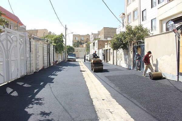 اجرای عملیات ترمیم و بهسازی معابردر سطح منطقه ۳ کرج ادامه دارد