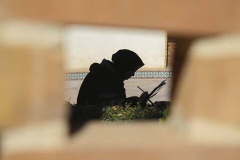 اولین سالانه نقاشی گیلانیها در شهرکرج برگزار میشود مسابقه نقاشی روستا و عشایر