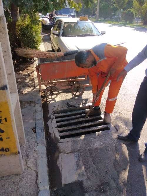 آغاز عملیات لایروبی منهولها، انهار و مسیلها