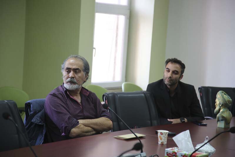 تندیس ۲ شهید و ۱۳ طرح نقاشی دیواری زینت بخش کرج میشود