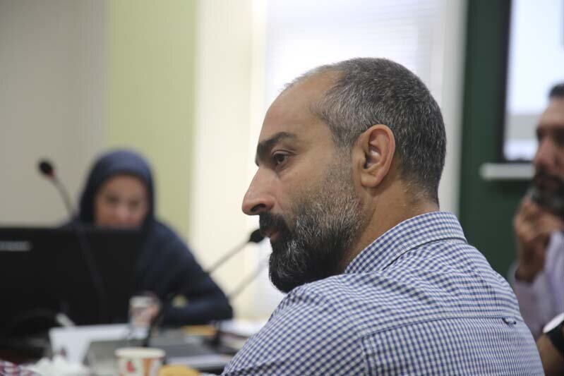 تندیس ۲ شهید و ۱۳ طرح نقاشی دیواری زینت بخش کرج میشود