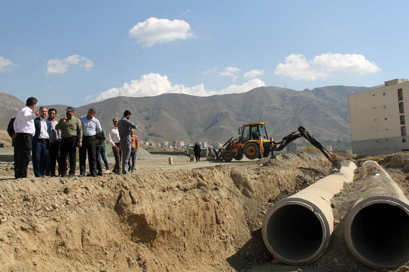 بازدید میدانی از عملیات اجرایی احداث معبر اتصالی بزرگراه شمالی