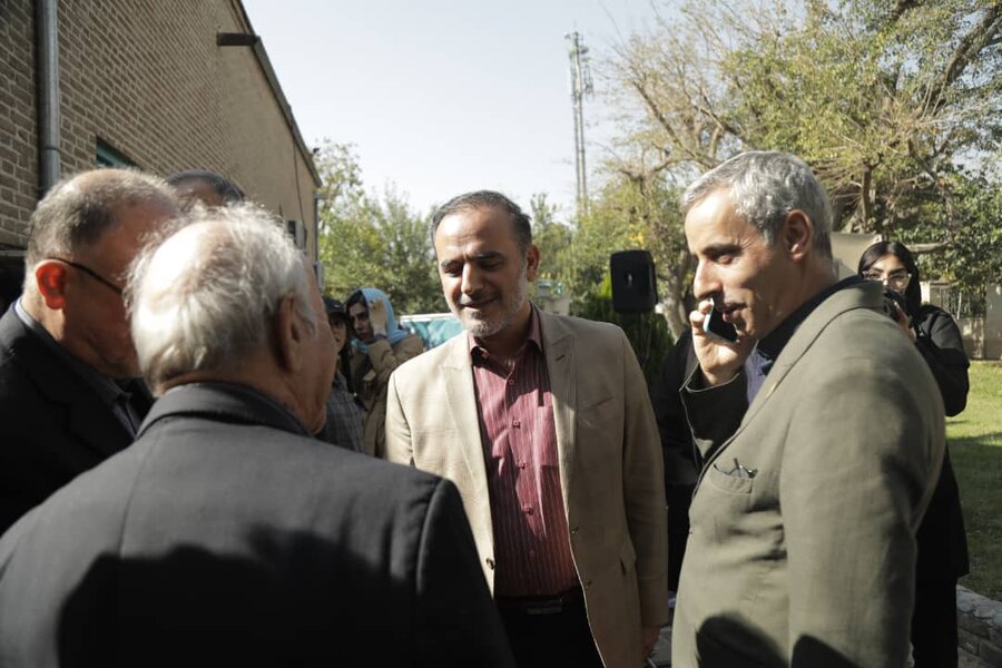 کرج و البرز خواستگاه هنر خوشنویسی توام با ادب و فرهیختگی است