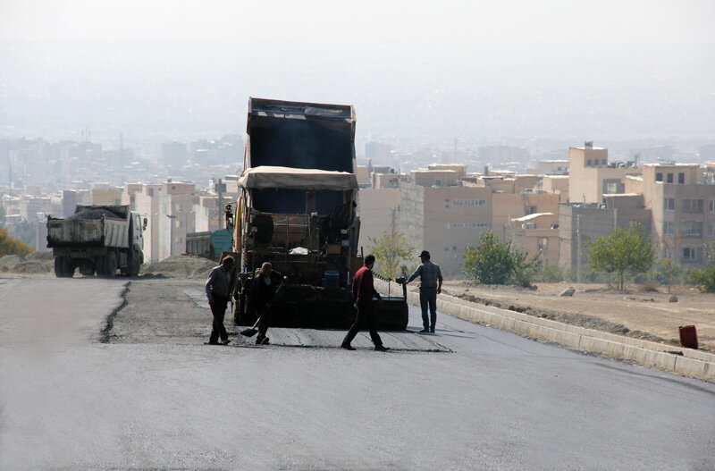 بازدید میدانی اعضای شورای شهر کرج از ادامه روند عملیات اجرایی ادامه بلوار انقلاب شمالی
