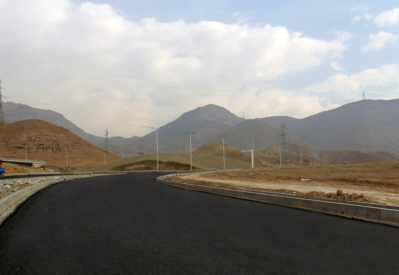 بازدید میدانی اعضای شورای شهر کرج از ادامه روند عملیات اجرایی ادامه بلوار انقلاب شمالی