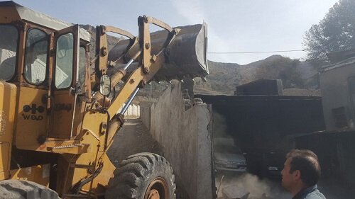 ۱۰ مرکز غیرمجاز جمعآوری ضایعات تخریب شد