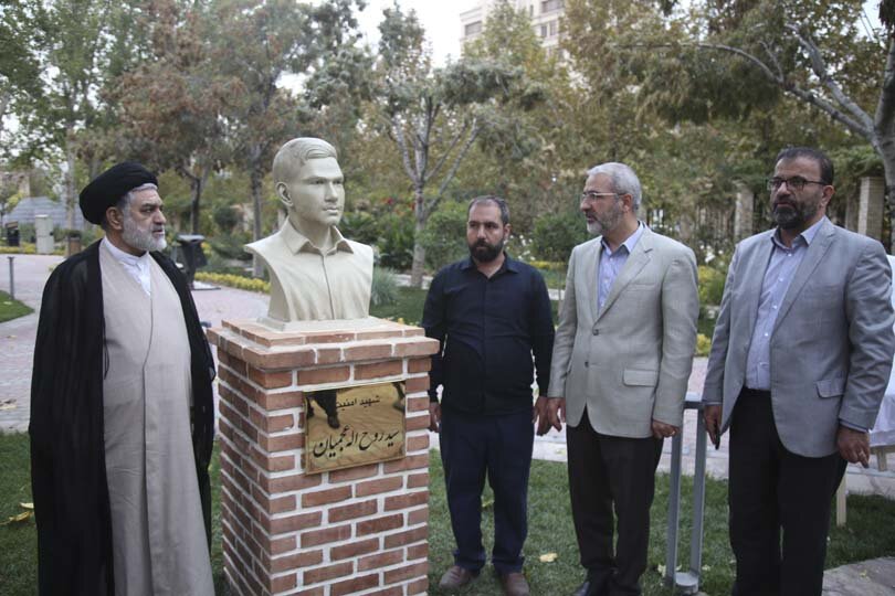 سردیس شهید مدافع امنیت «سید روح الله عجمیان» در کرج رونمایی شد